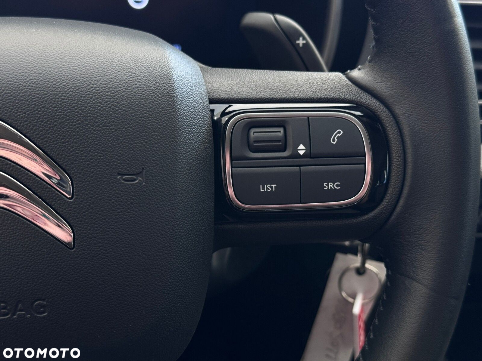 Citroën C5 Aircross 1.2 PureTech Live EAT8 - 24