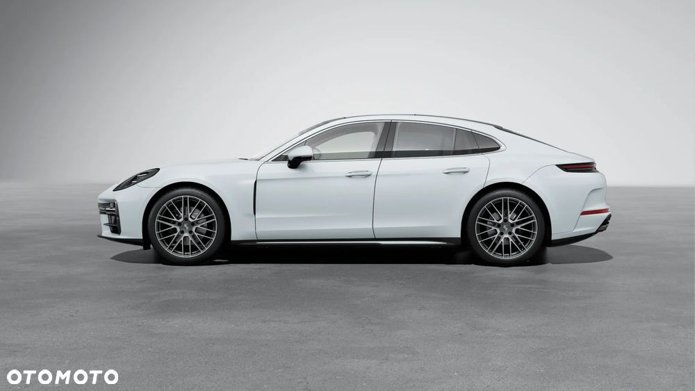 Porsche Panamera 4 - 3