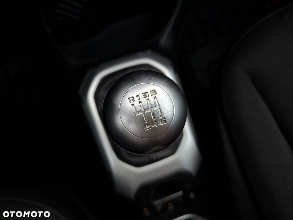 Jeep Renegade - 22