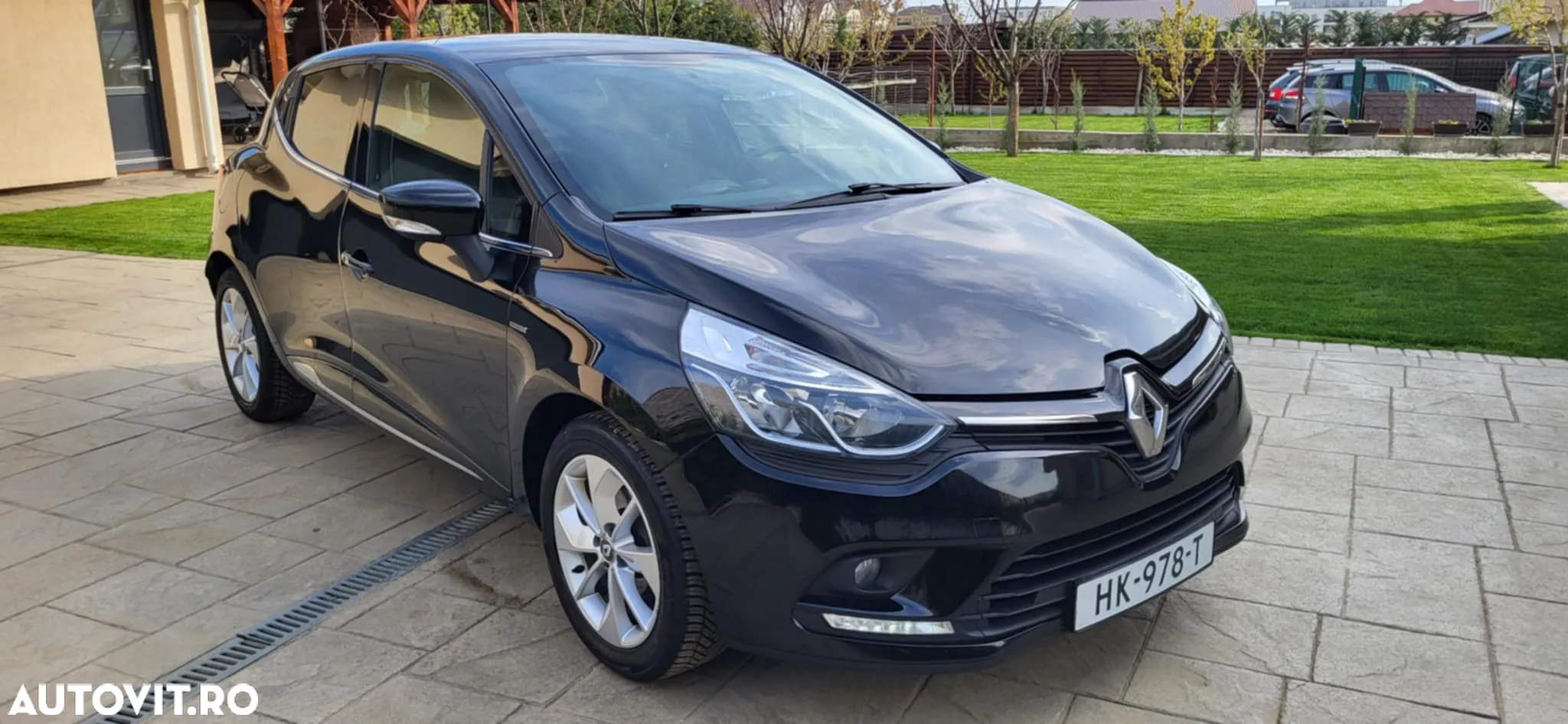 Renault Clio - 2