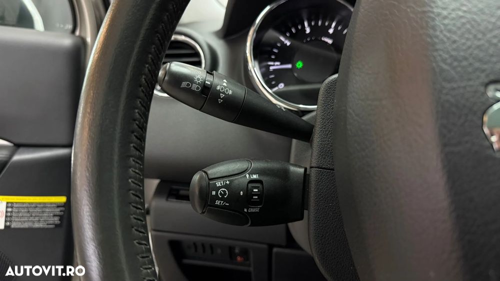 Peugeot 3008 155 THP Active - 23