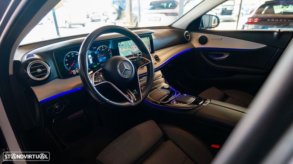 Mercedes-Benz E 300 de Avantgarde 4Matic - 11