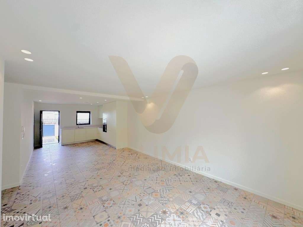 Moradia Geminada T3 - Fontão - Ponte de Lima - Grande imagem: 2/18