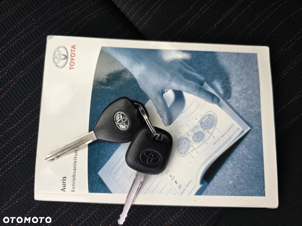 Toyota Auris 1.6 Life - 27