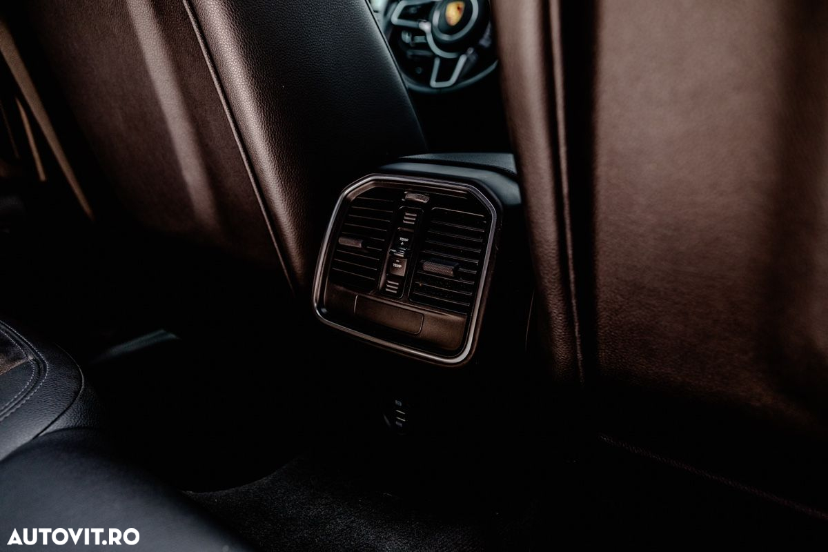 Porsche Macan - 14