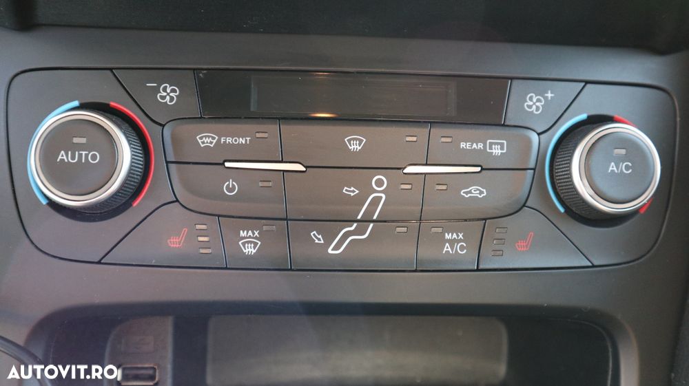 Ford Focus 1.0 EcoBoost Start Stop Trend - 12