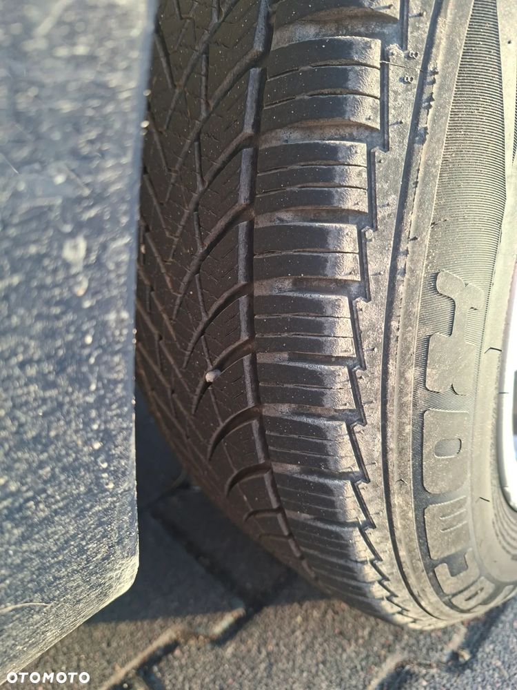 Fiat Grande Punto 1.4 8V Active - 22