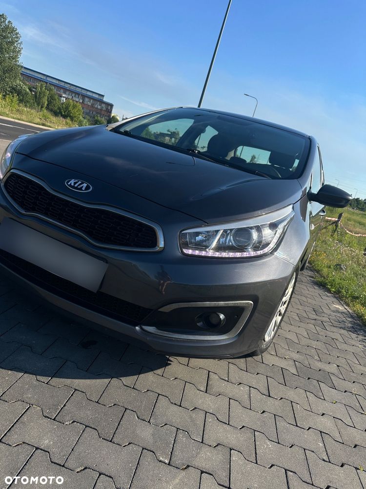 Kia Ceed 1.6 CRDi S - 1