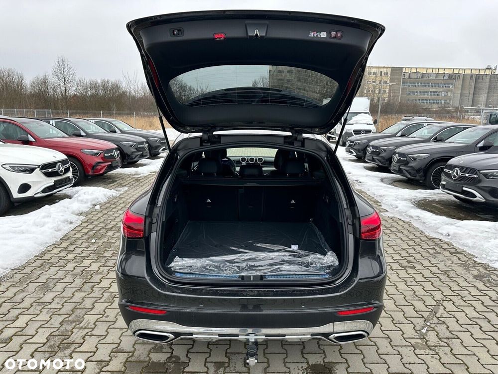 Mercedes-Benz GLC - 21