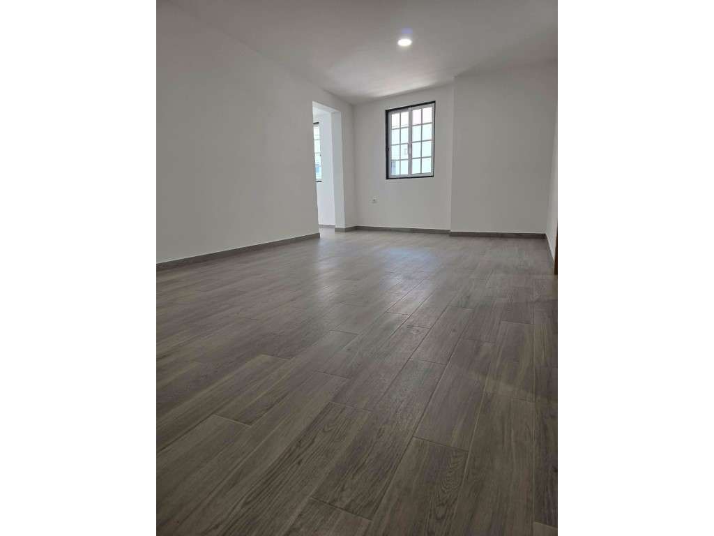 Apartamento T0 - Grande imagem: 3/10