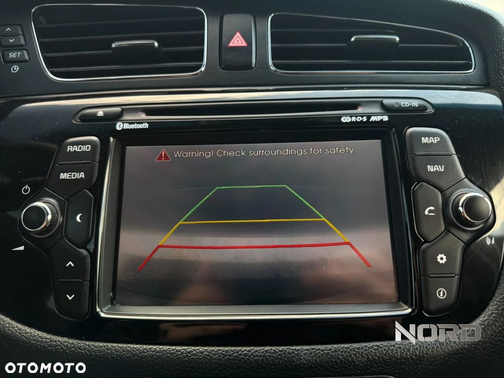 Kia Ceed 1.6 GDI L - 15