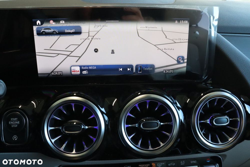 Mercedes-Benz GLA 200 d Progressive 8G-DCT - 11