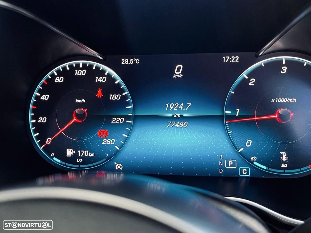 Mercedes-Benz C 220 d Cabrio AMG Line Aut. - 25