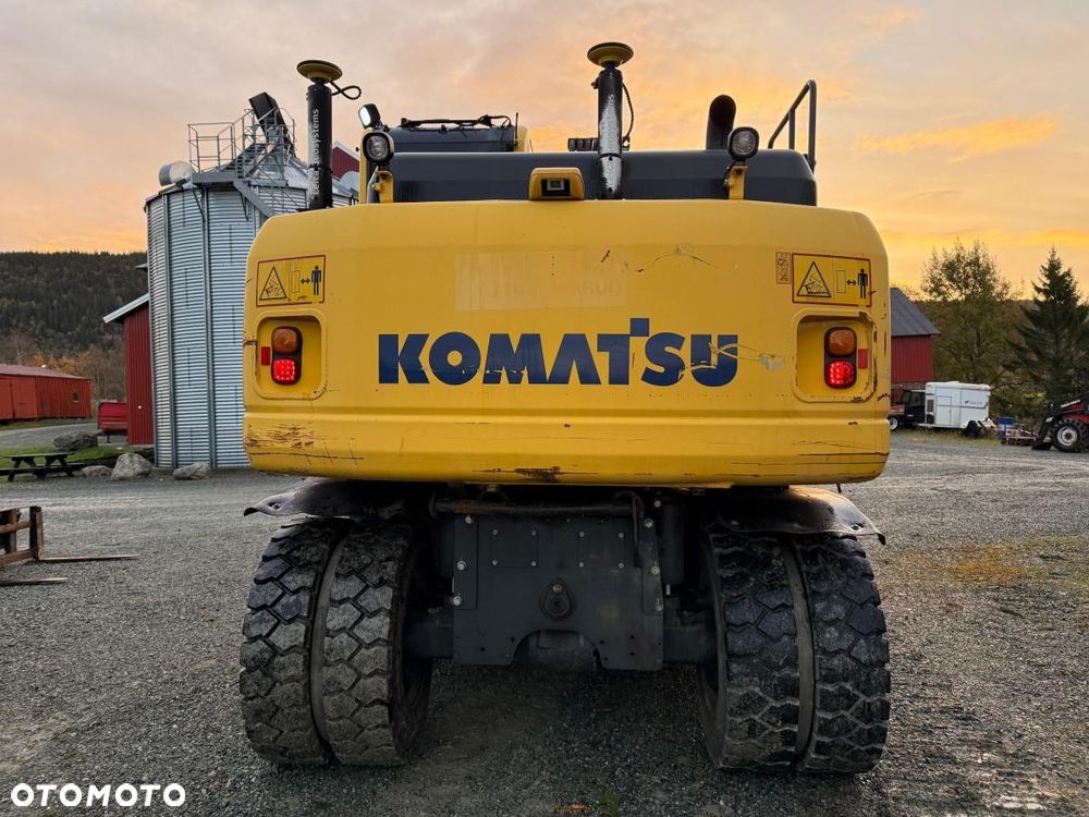 Komatsu PW160-8 6450mtg , 16 TON - 4