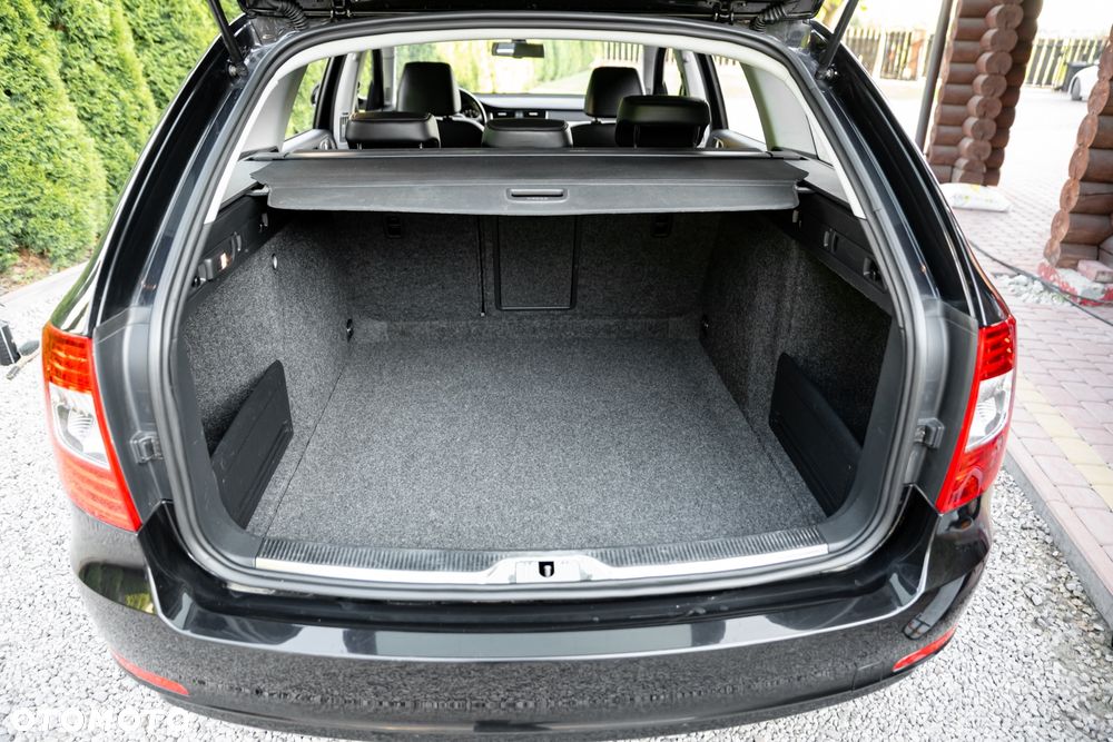 Skoda Superb 2.0 TDI Green tec 4x4 DSG Elegance - 21