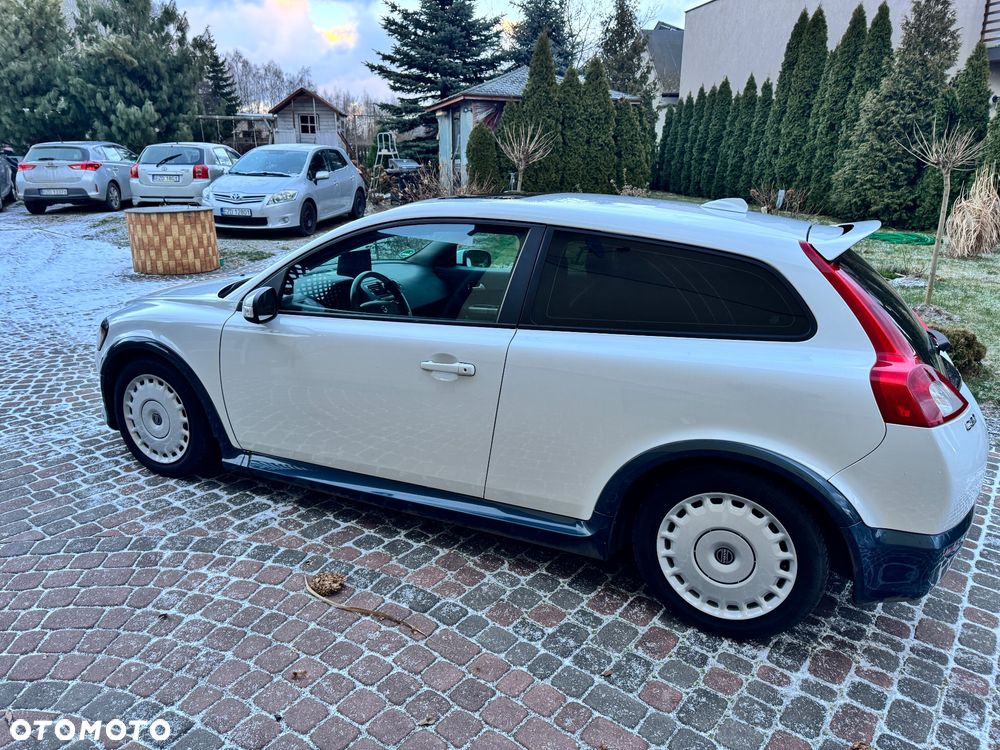 Volvo C30 T5 Momentum - 3