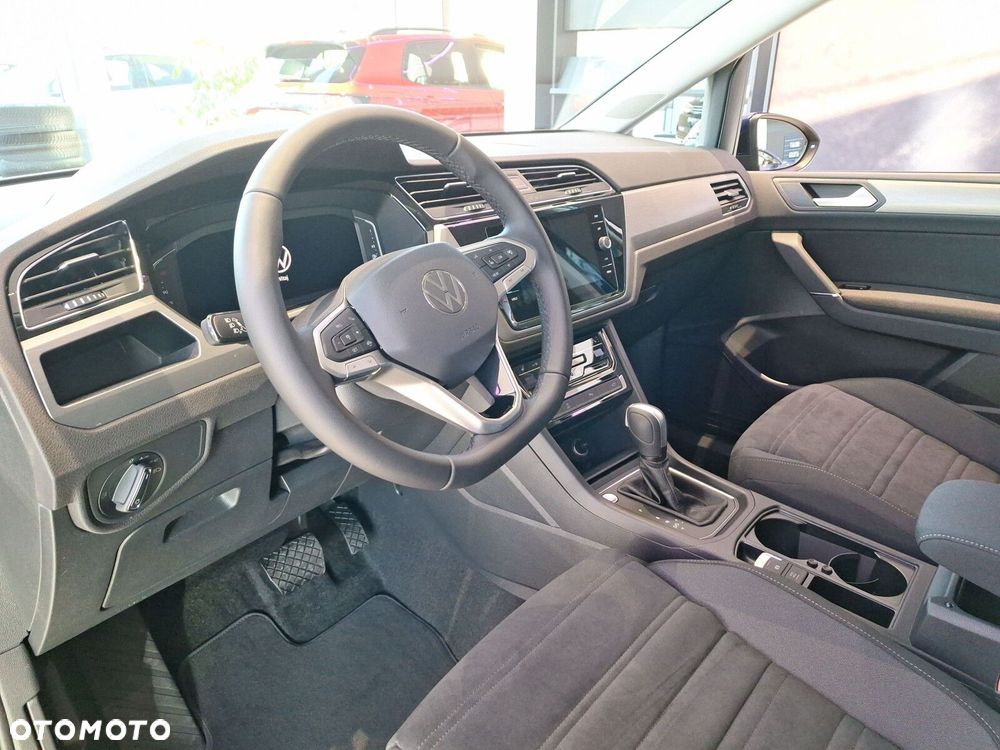 Volkswagen Touran 1.5 TSI EVO Comfortline Plus DSG - 9