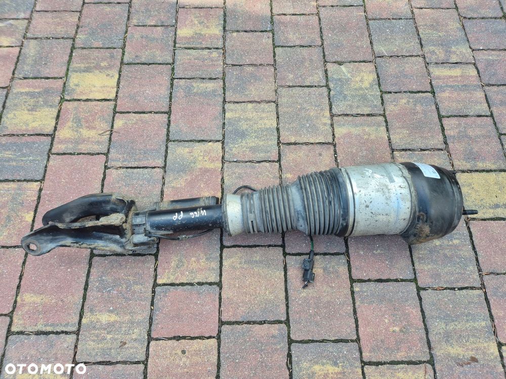 amortyzator prawy lewy przod mercedes ml w166 amg 1663202838 1663202738 - 2