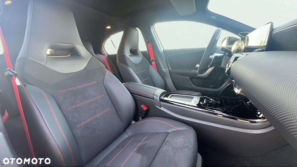 Mercedes-Benz Klasa A 45 S AMG 4-Matic 8G-DCT - 8