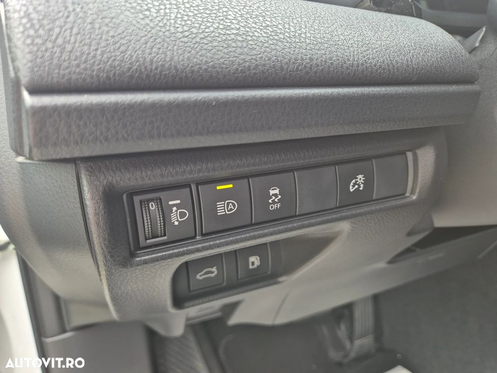 Toyota Camry 2.5 Exclusive - 18