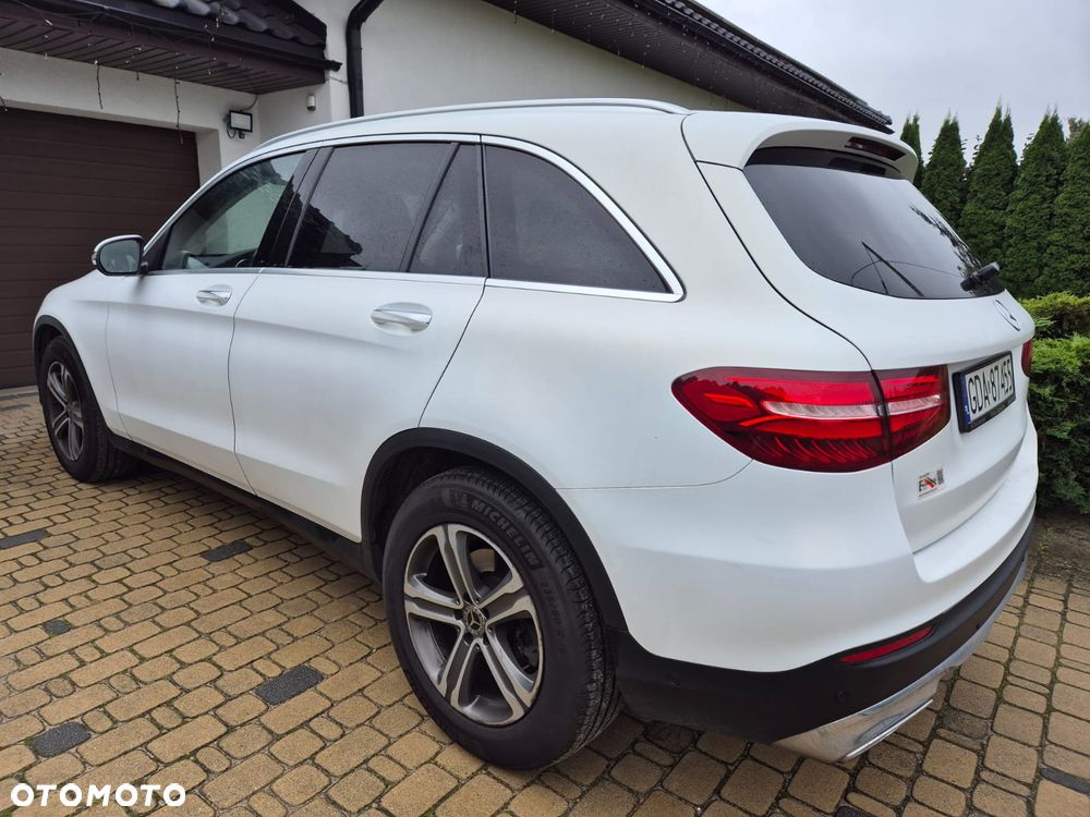 Mercedes-Benz GLC - 4