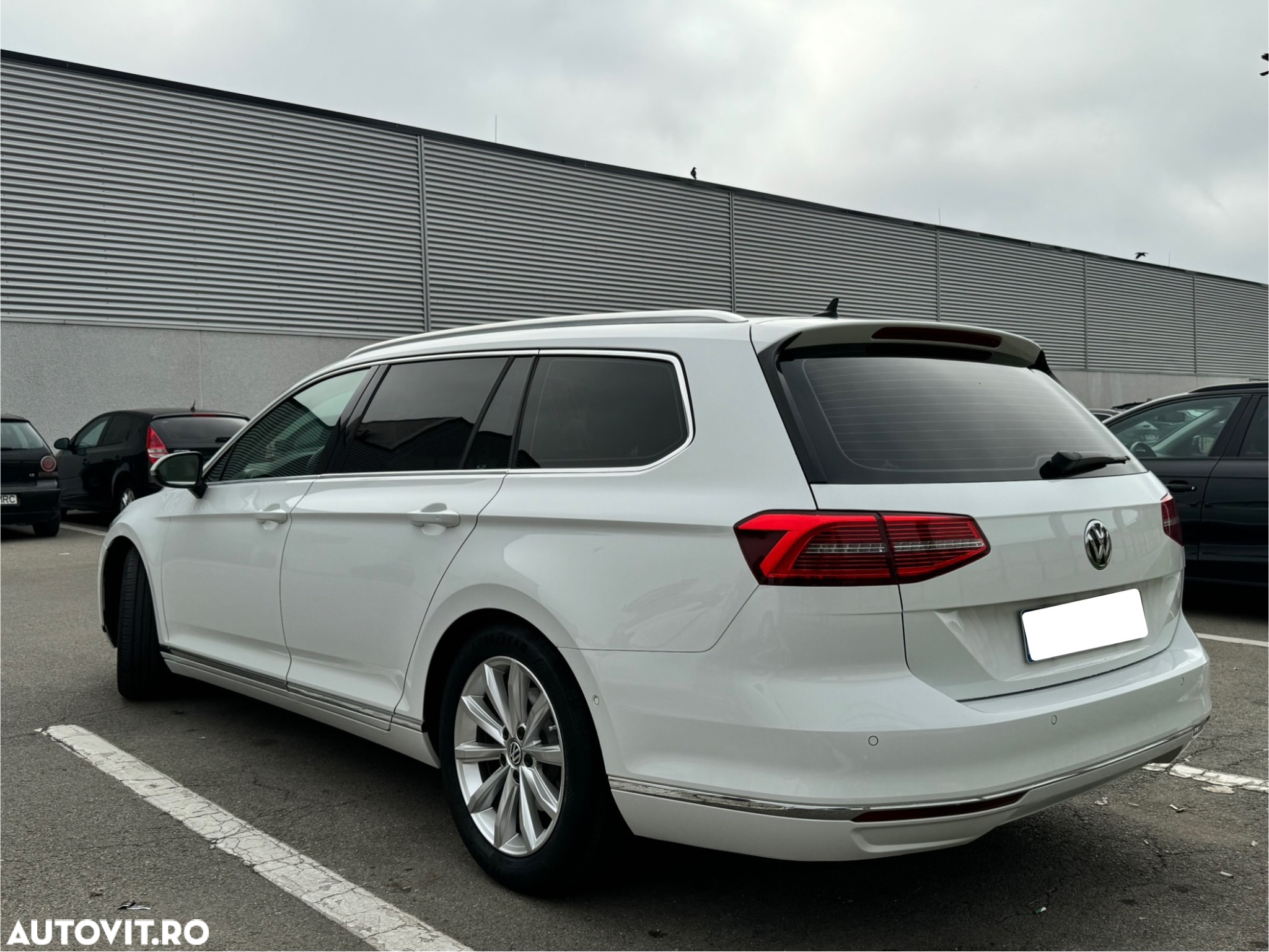 Volkswagen Passat Variant 2.0 TDI DSG Highline - 6