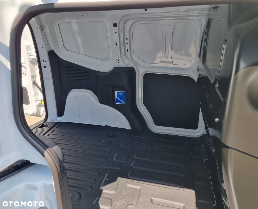 Ford Nowy Transit Courier - 8