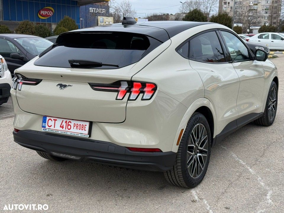 Ford Mustang Mach-E RWD 203 kW Premium - 10