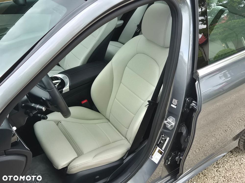 Mercedes-Benz Klasa C 300 7G-TRONIC AMG Line - 10