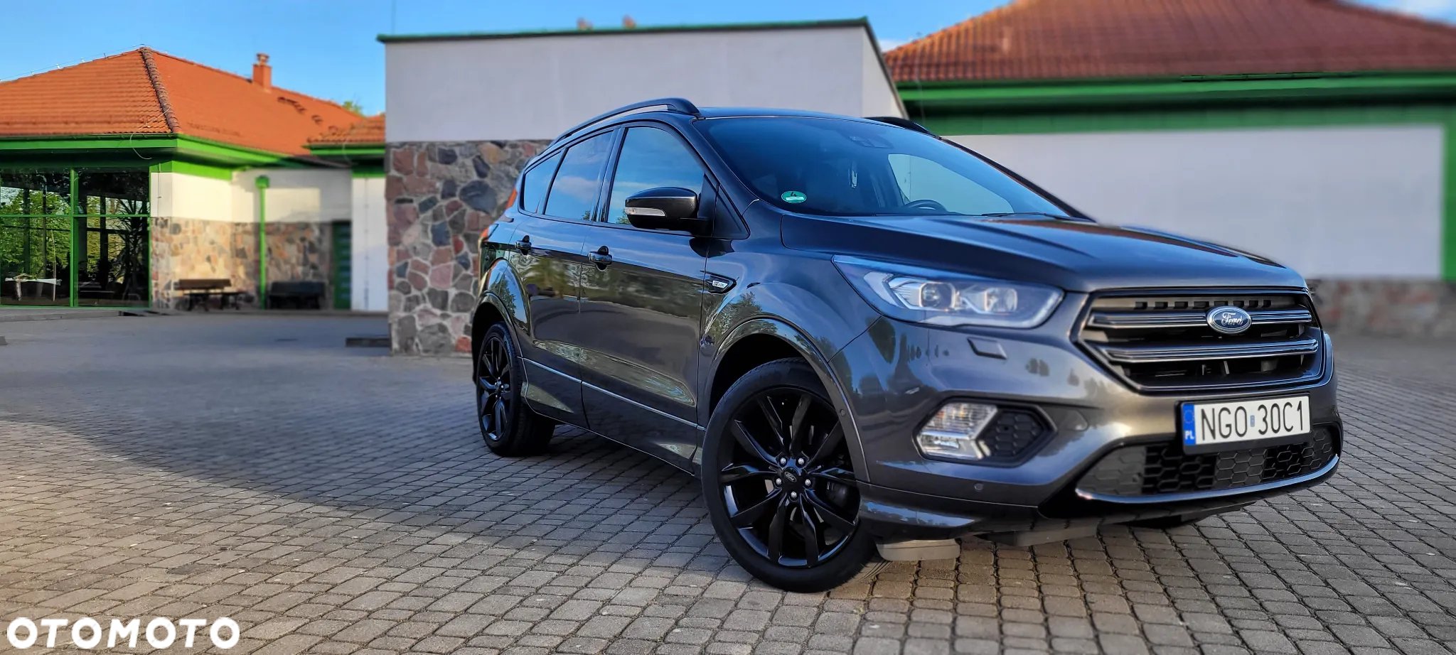Ford Kuga 1.5 EcoBoost 2x4 ST-Line - 3