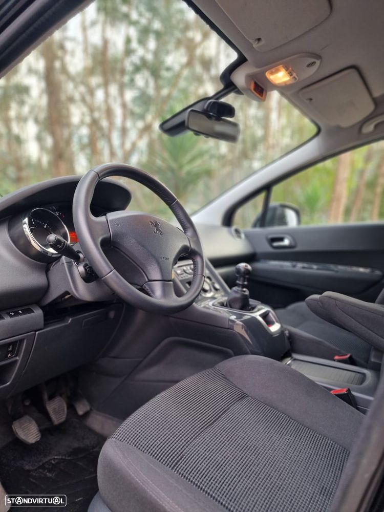 Peugeot 5008 1.6 HDi Executive JLL17 - 7