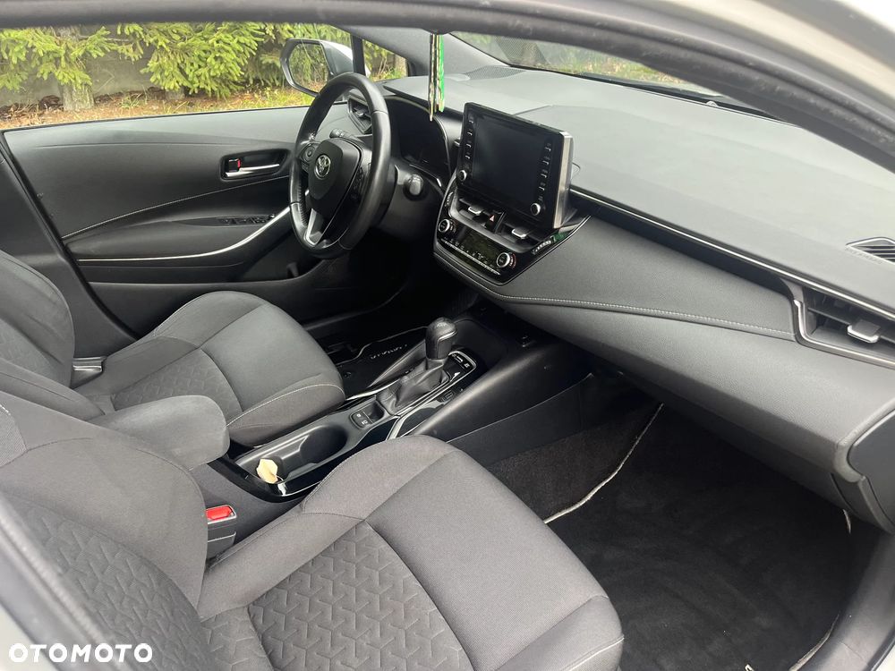 Toyota Corolla - 8