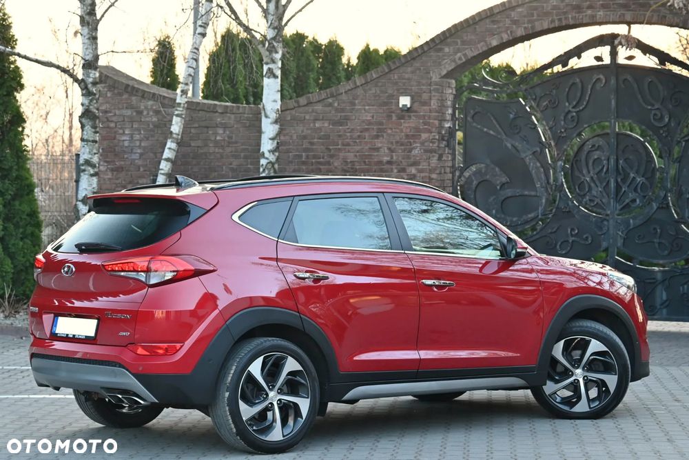 Hyundai Tucson 2.0 CRDI 4WD Automatik Premium - 11