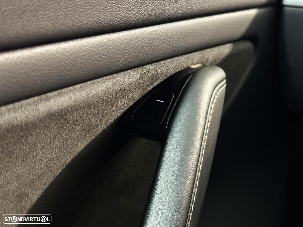 Tesla Model 3 Long-Range Dual Motor AWD - 43