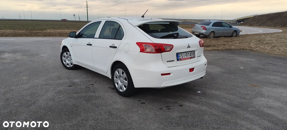 Mitsubishi Lancer 1.5 - 5