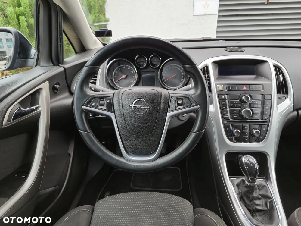Opel Astra IV 1.4 Cosmo - 14
