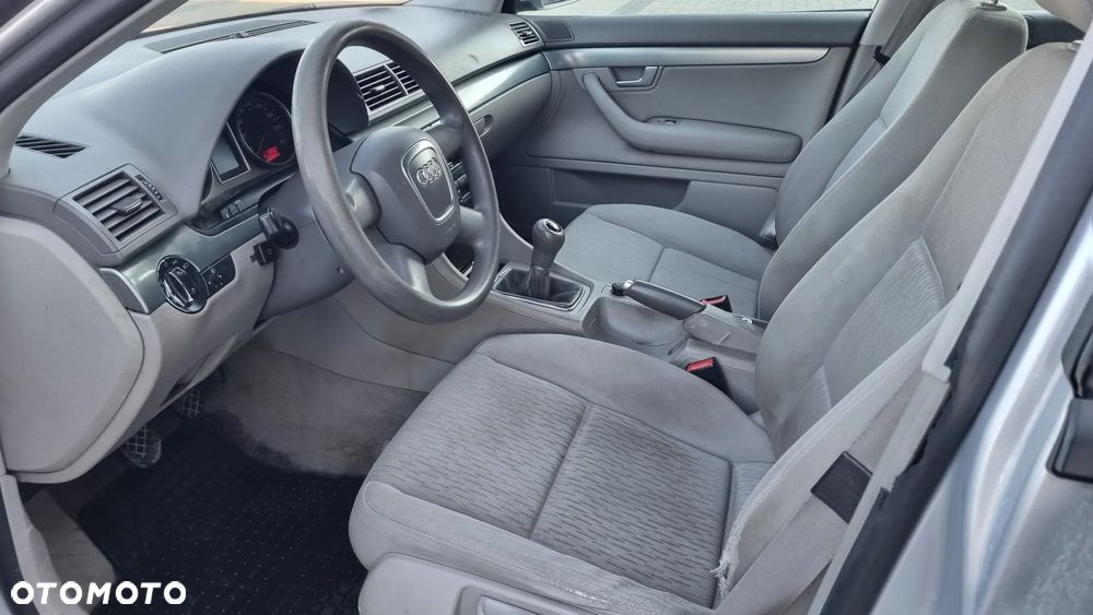 Audi A4 Limousine 1.6 - 10