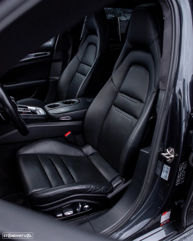 Porsche Panamera Sport Turismo Turbo - 9