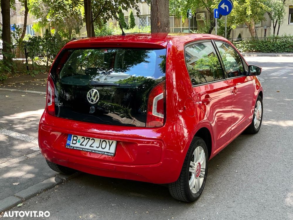 Volkswagen up! 1.0 BMT High - 4