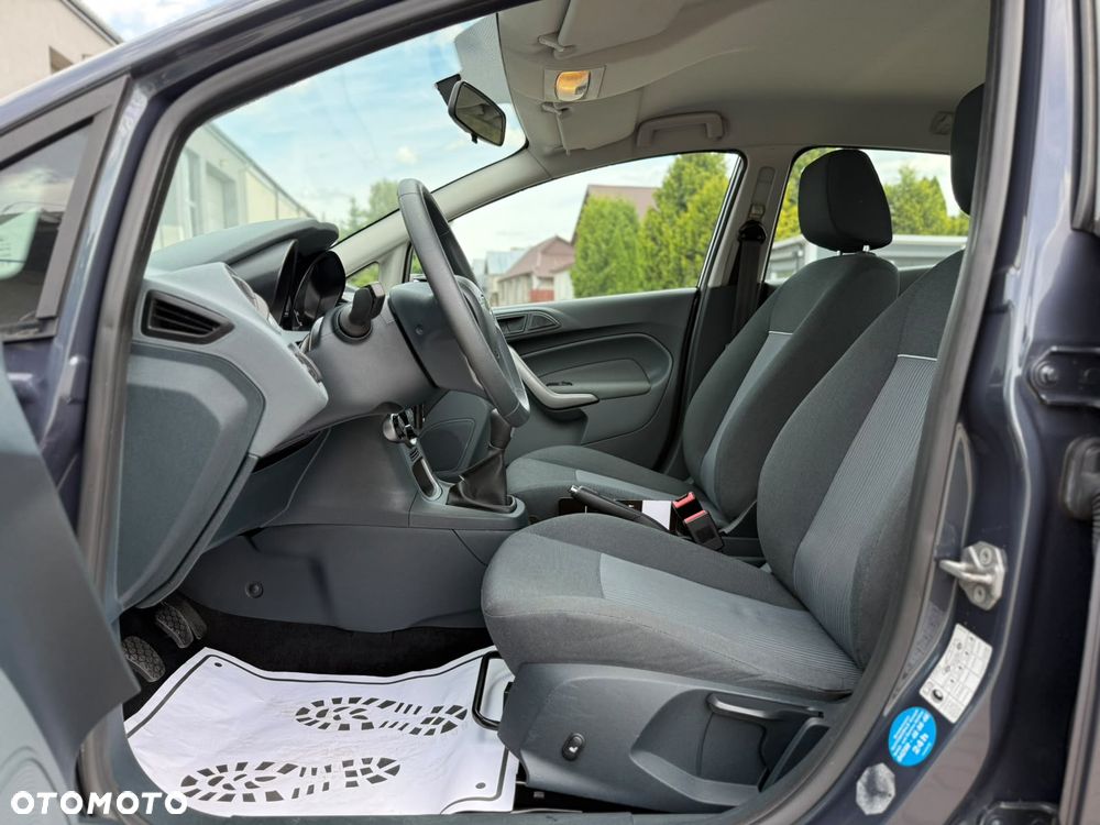 Ford Fiesta 1.25 Champions Edition - 12