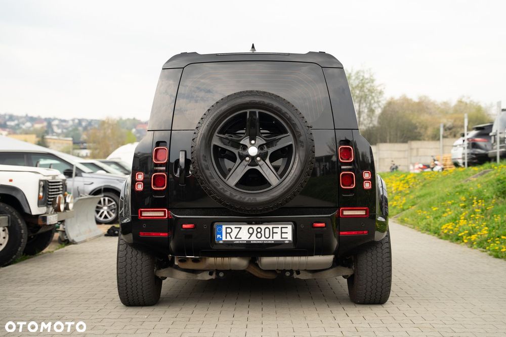 Land Rover Defender - 5