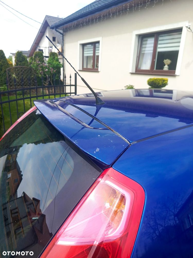 Fiat Punto 1.4 16V Dynamic - 5