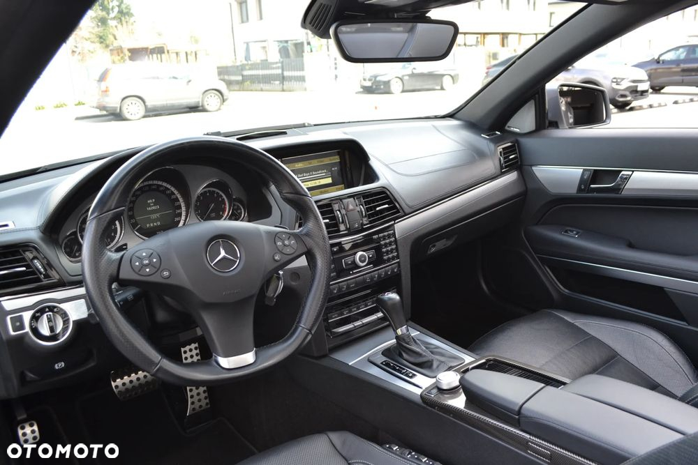 Mercedes-Benz Klasa E - 22