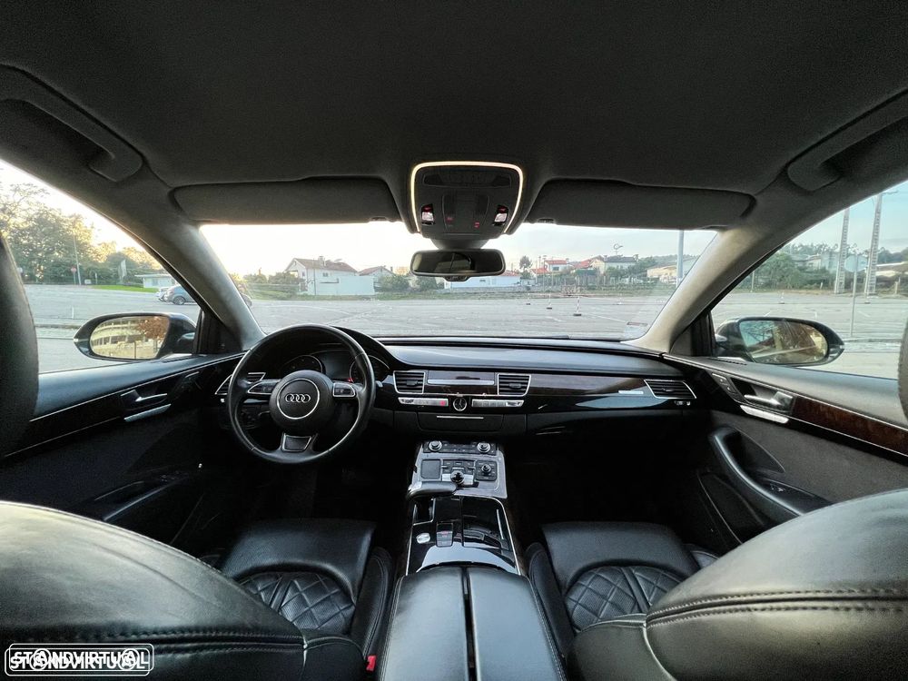 Audi A8 3.0 TDI V6 quattro Exclusive - 4