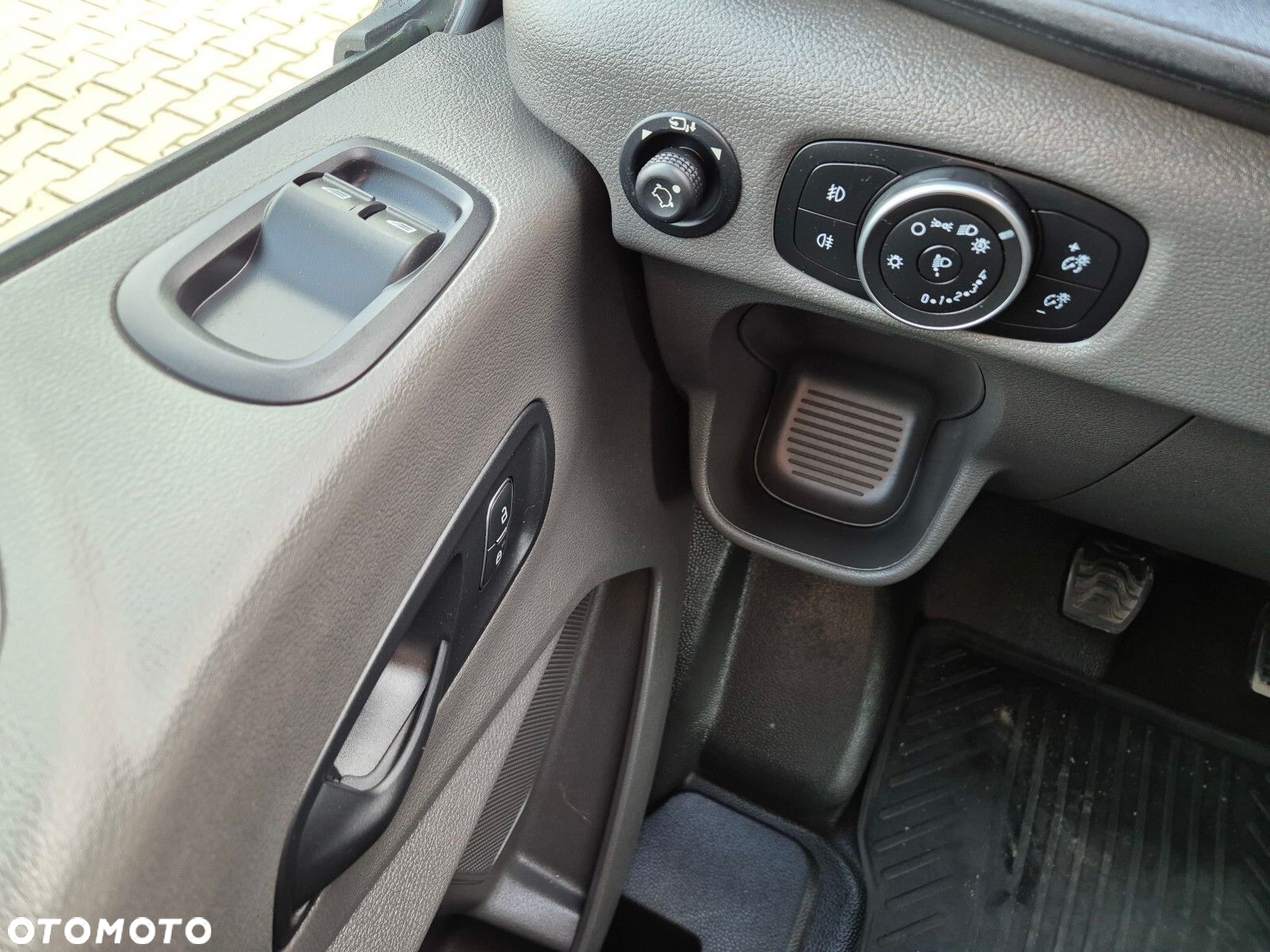 Ford transit L4H3 *74900zł NETTO* Brygadówka 6 osób 2,0TdCi/131KM - 17