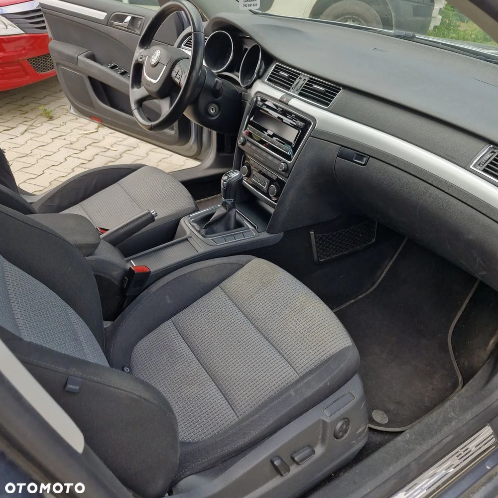 Skoda Superb 2.0 TDI Comfort - 19