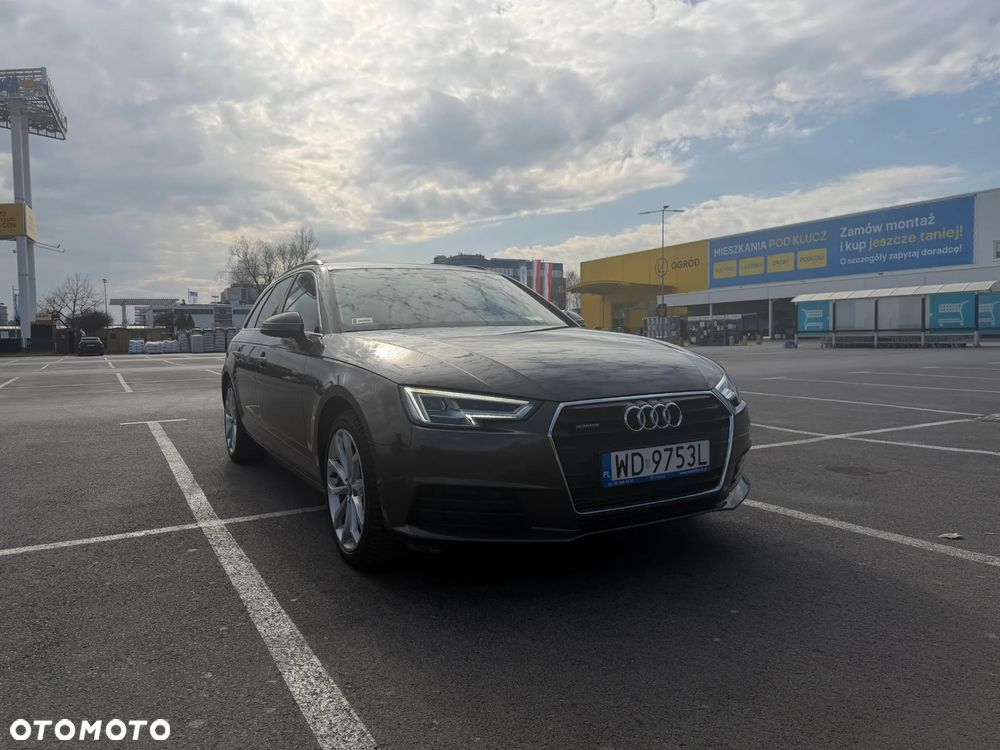 Audi A4 Avant - 1