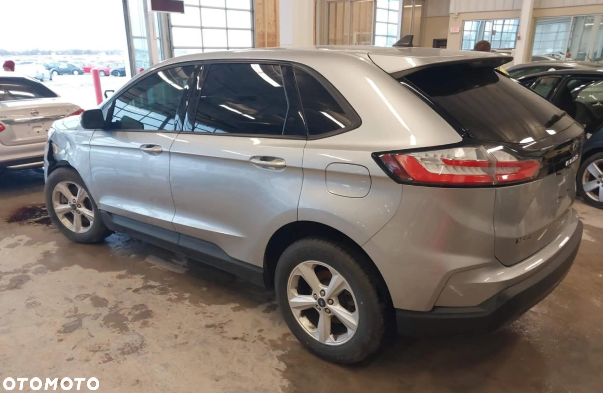 Ford Edge - 8