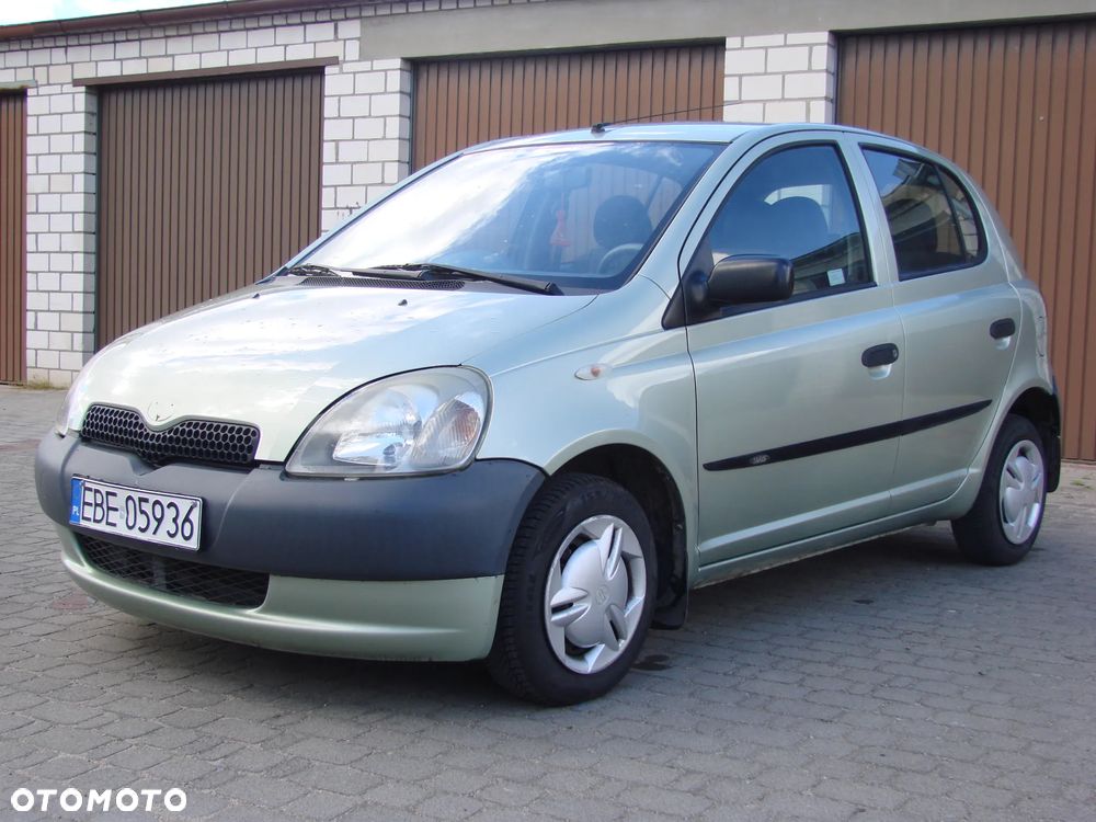 Toyota Yaris - 2