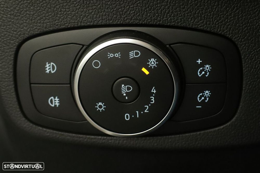 Ford Focus 1.0 EcoBoost MHEV ST-Line X Aut. - 18